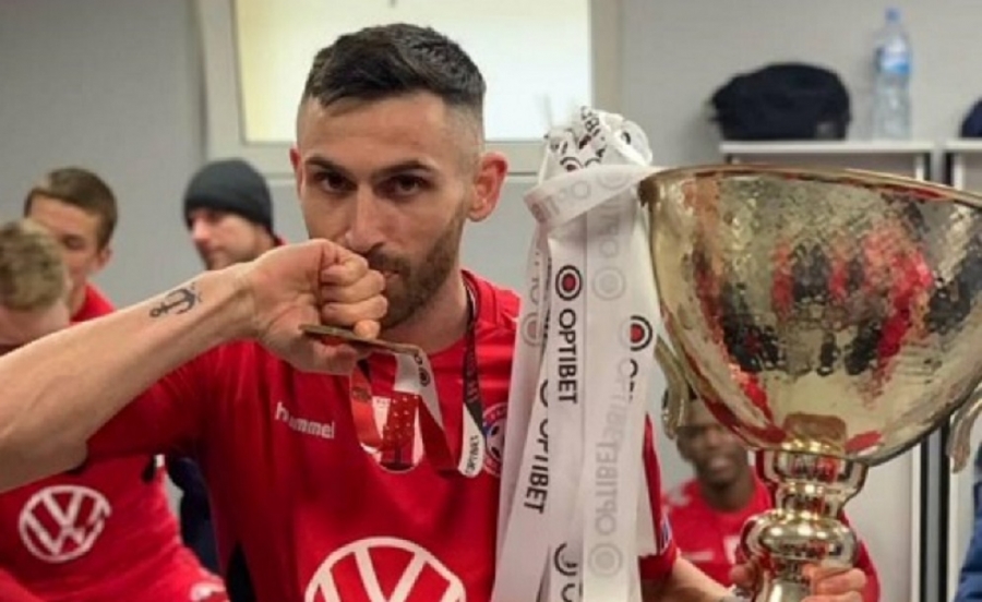 7d0a32e39bdf6286ed8d23e971d53c77_XL